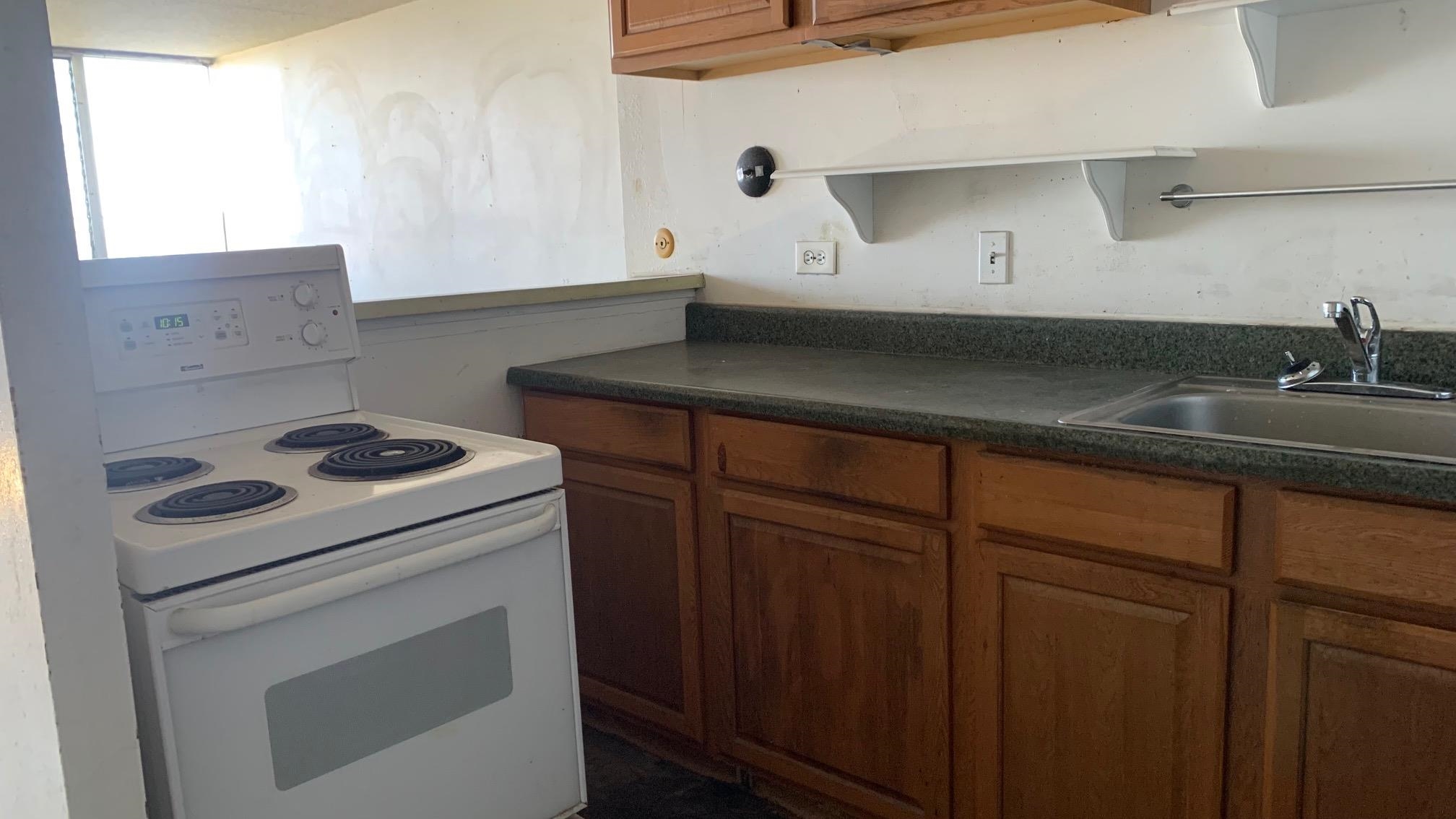 Harbor Lights condo # A122, Kahului, Hawaii - photo 3 of 15