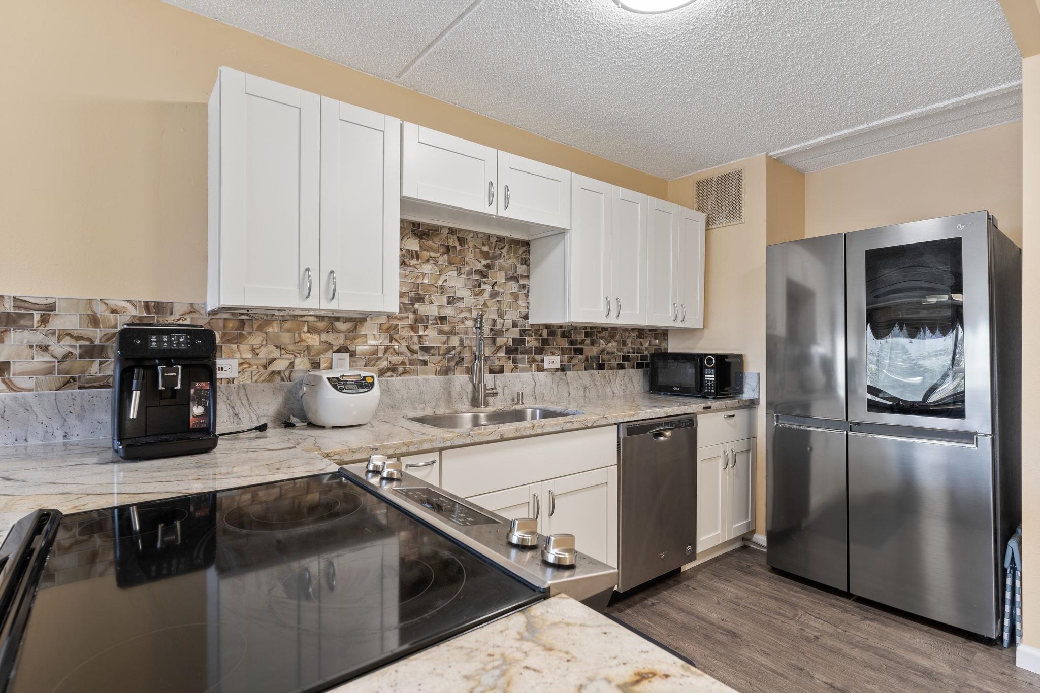 Harbor Lights condo # A203, Kahului, Hawaii - photo 4 of 25