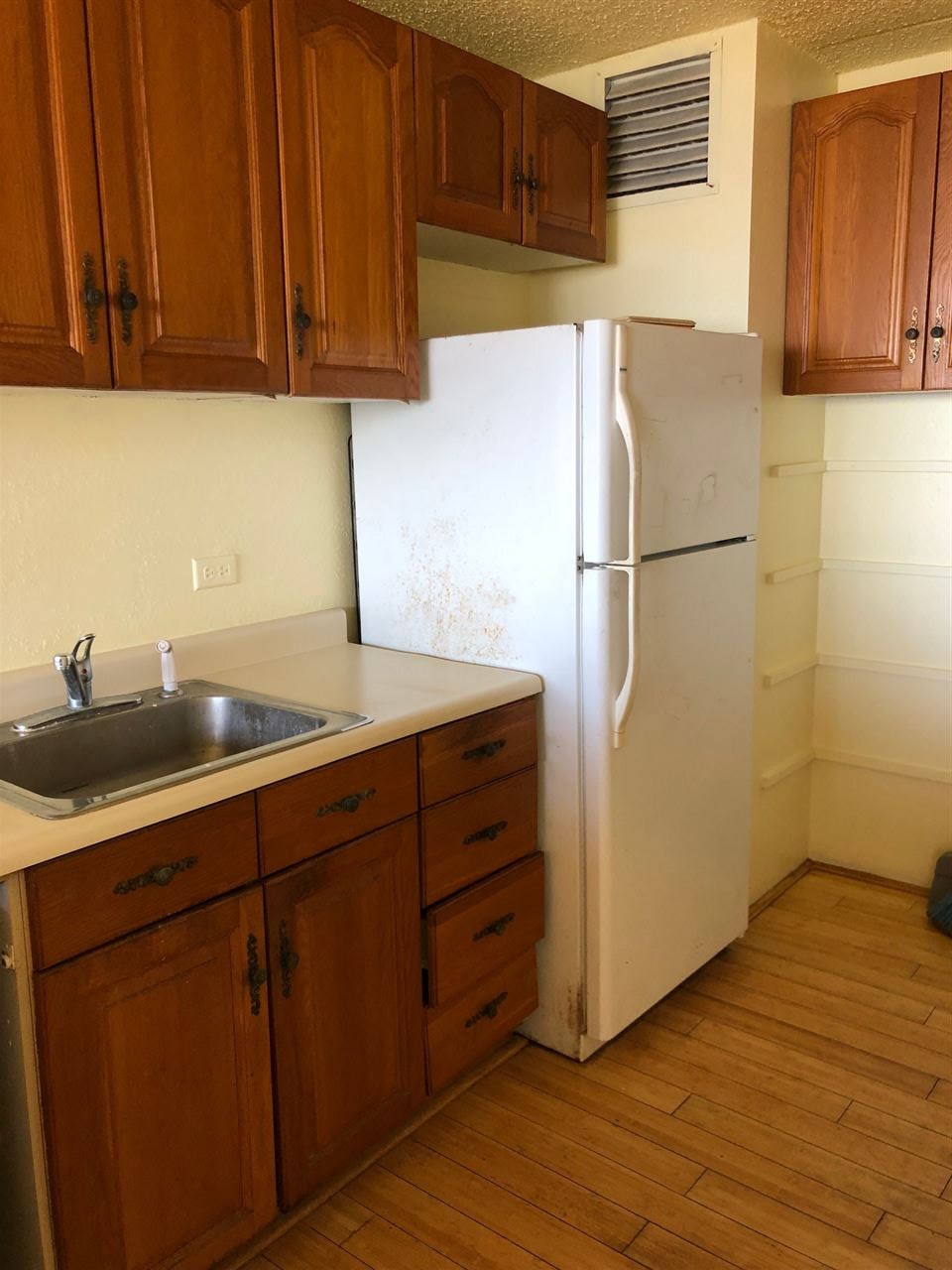 Harbor Lights condo # A222, Kahului, Hawaii - photo 3 of 13