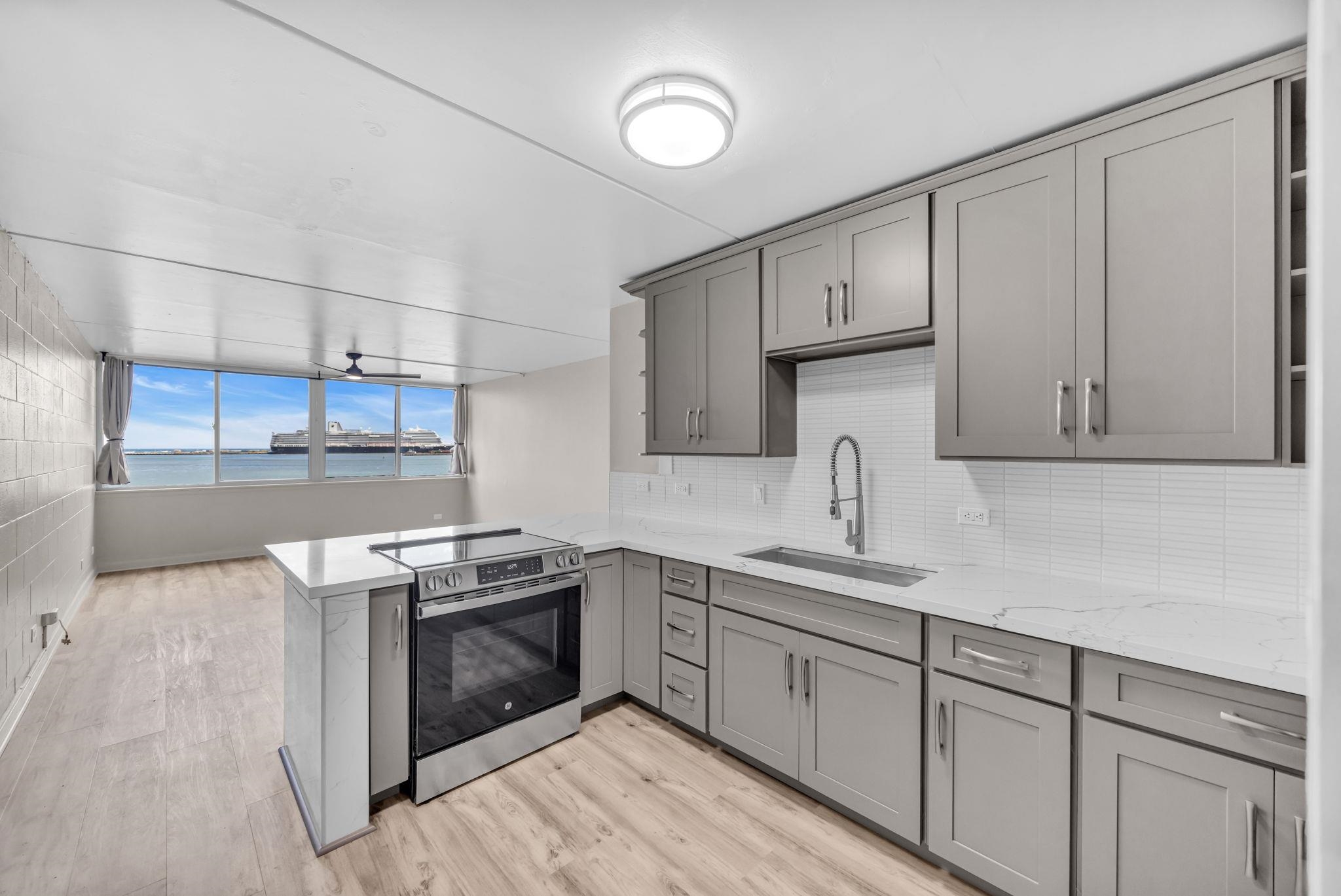 Harbor Lights condo # A310, Kahului, Hawaii - photo 3 of 35