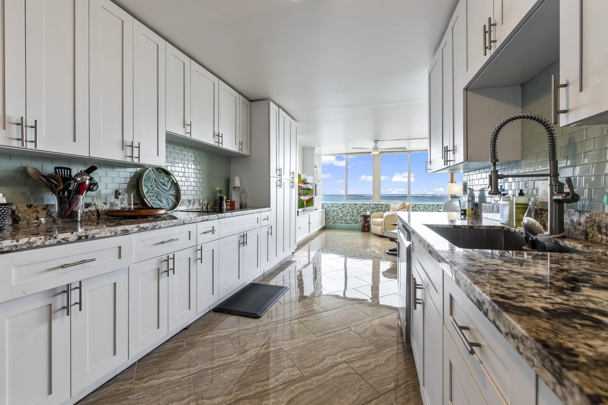 Harbor Lights condo # A426, Kahului, Hawaii - photo 2 of 24