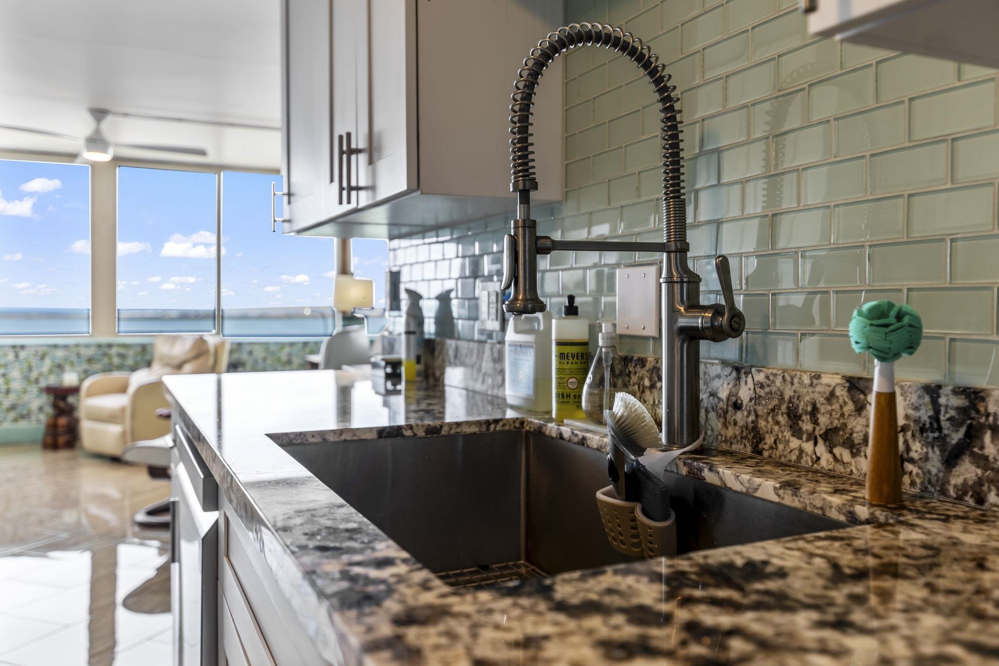 Harbor Lights condo # A426, Kahului, Hawaii - photo 12 of 24