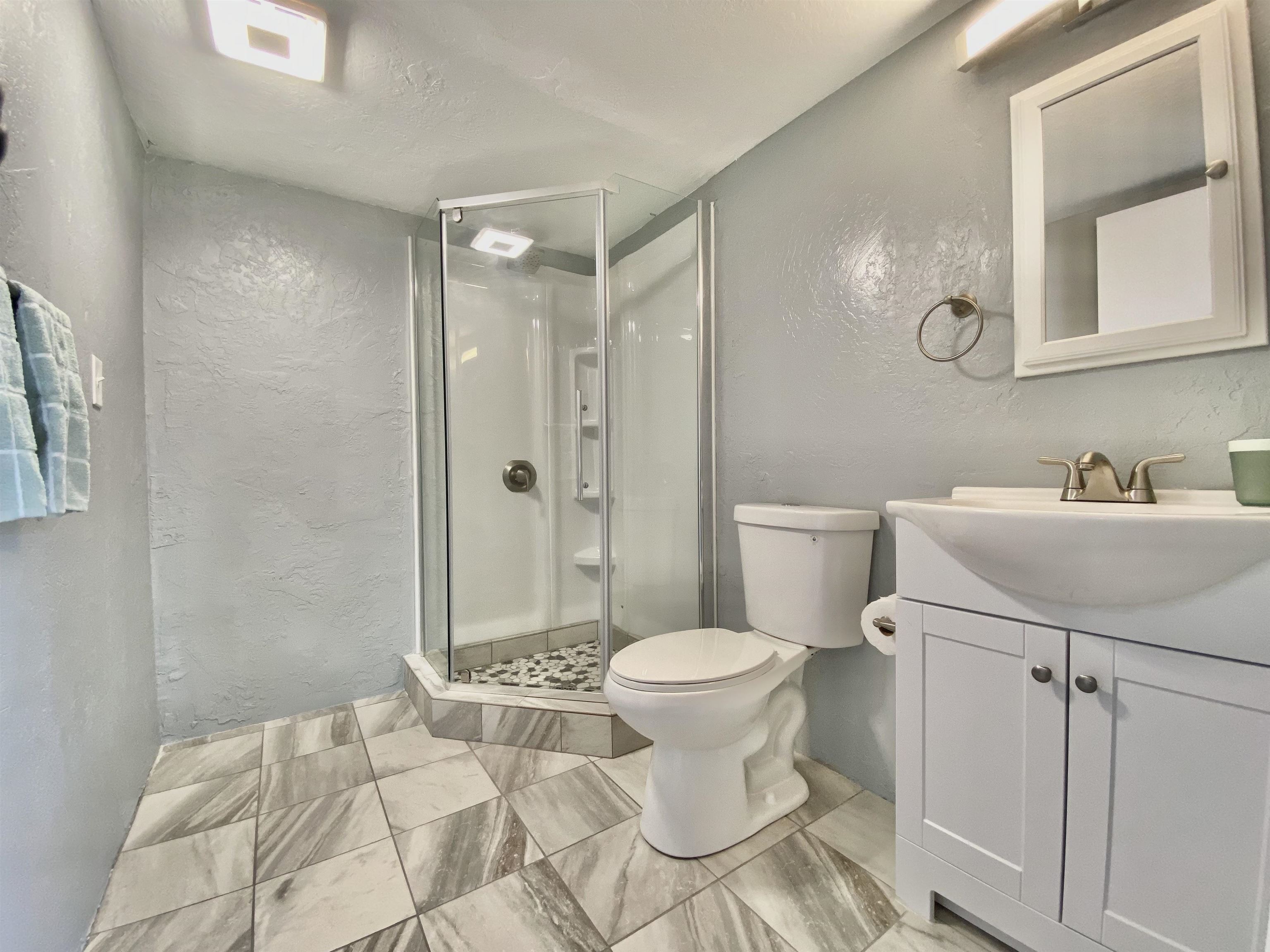 Harbor Lights condo # B102, Kahului, Hawaii - photo 6 of 22