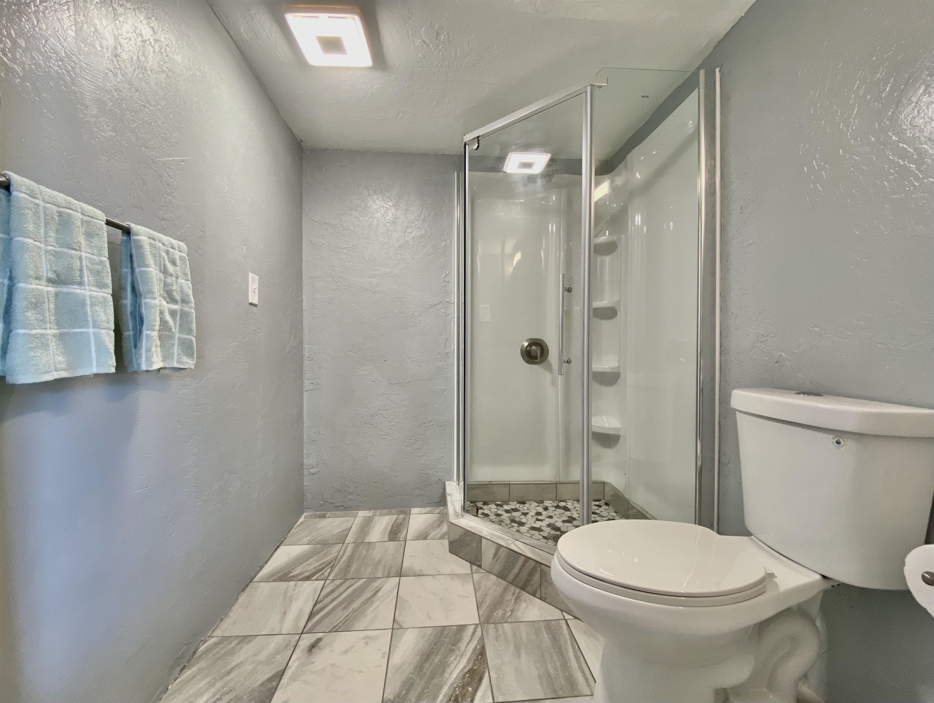 Harbor Lights condo # B102, Kahului, Hawaii - photo 7 of 22