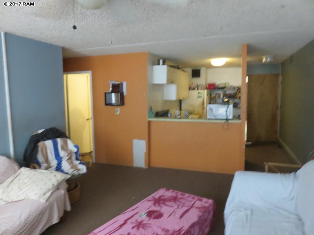Harbor Lights condo # B115, Kahului, Hawaii - photo 4 of 11
