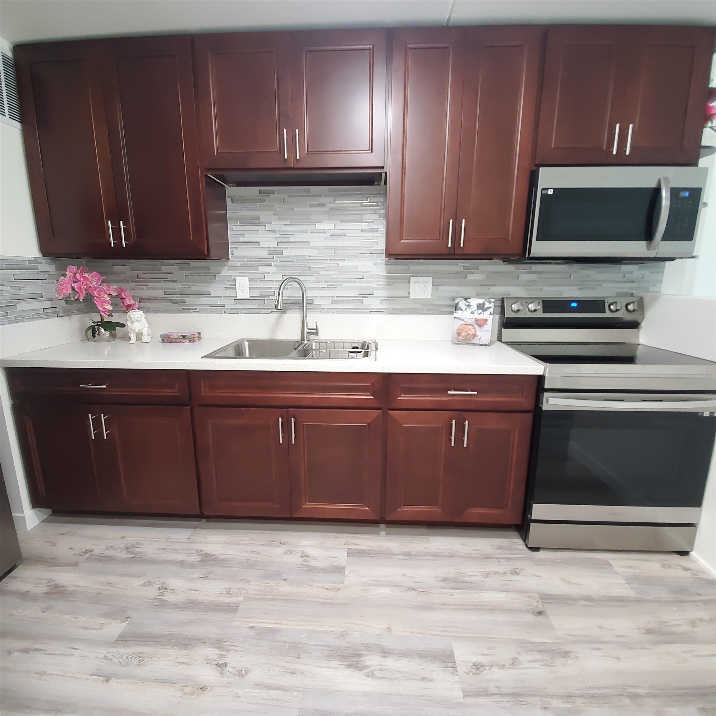 Harbor Lights B205, 111 Kahului Beach Rd, Kahului Kaahumanu condo