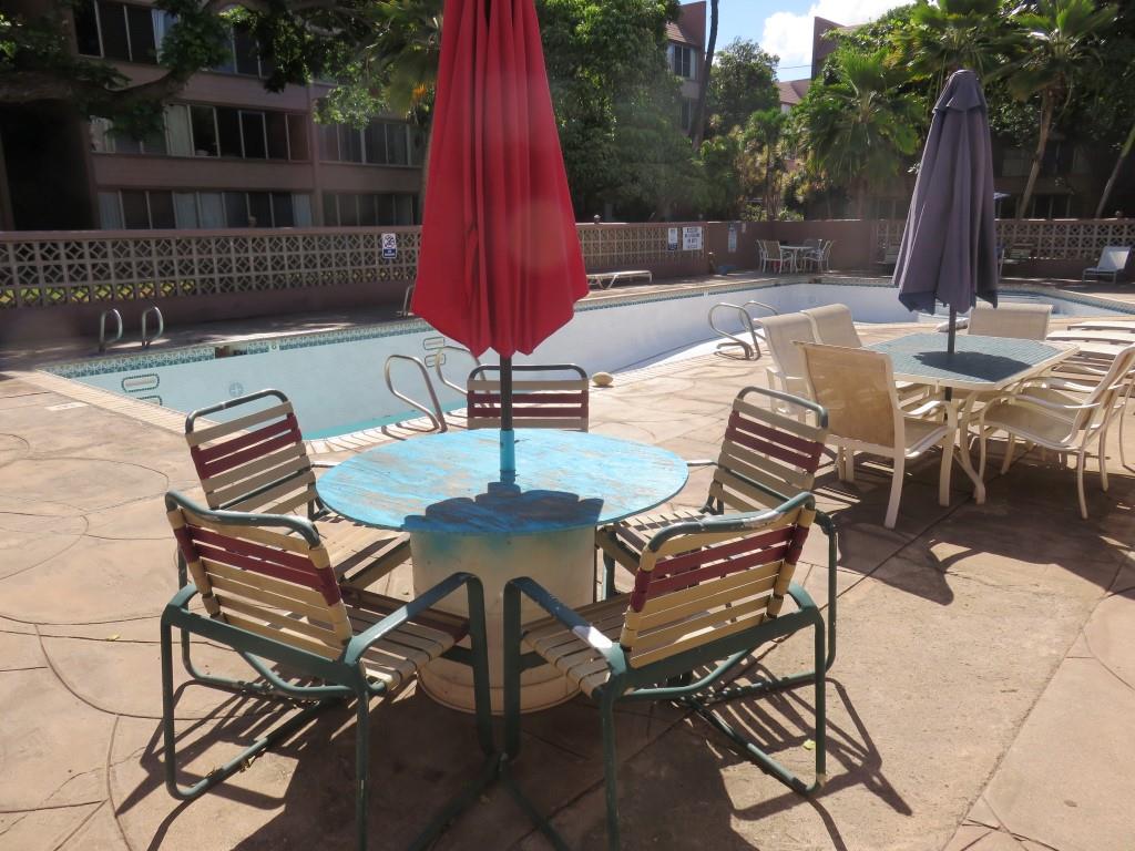 Harbor Lights condo # B210, Kahului, Hawaii - photo 2 of 7