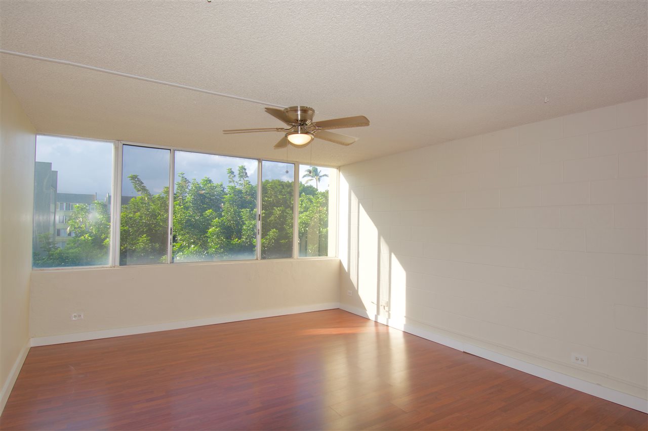 Harbor Lights condo # B-301, Kahului, Hawaii - photo 3 of 18