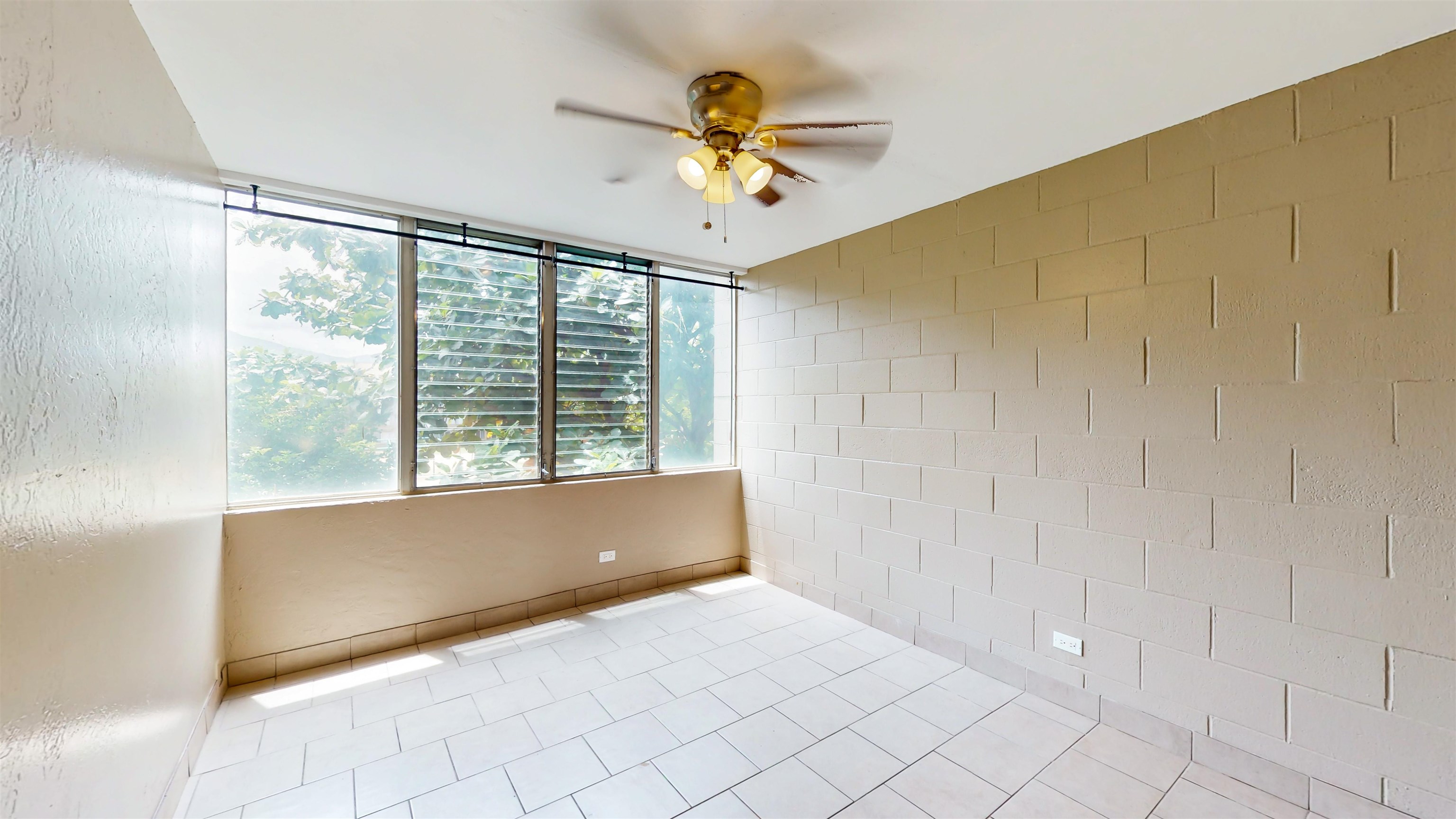 Harbor Lights condo # B303, Kahului, Hawaii - photo 12 of 21