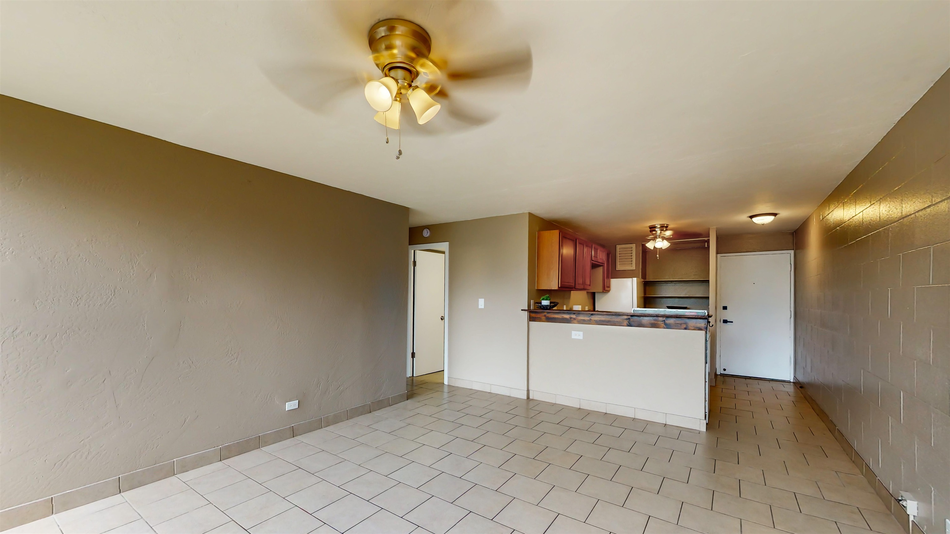 Harbor Lights condo # B303, Kahului, Hawaii - photo 4 of 21