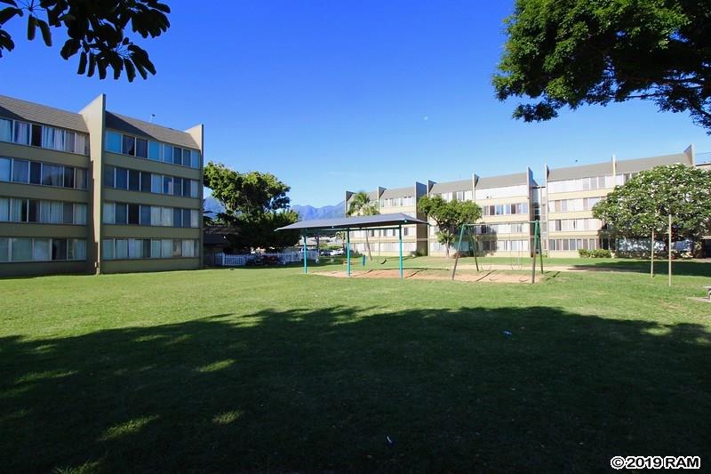 Harbor Lights condo # B304, Kahului, Hawaii - photo 2 of 21