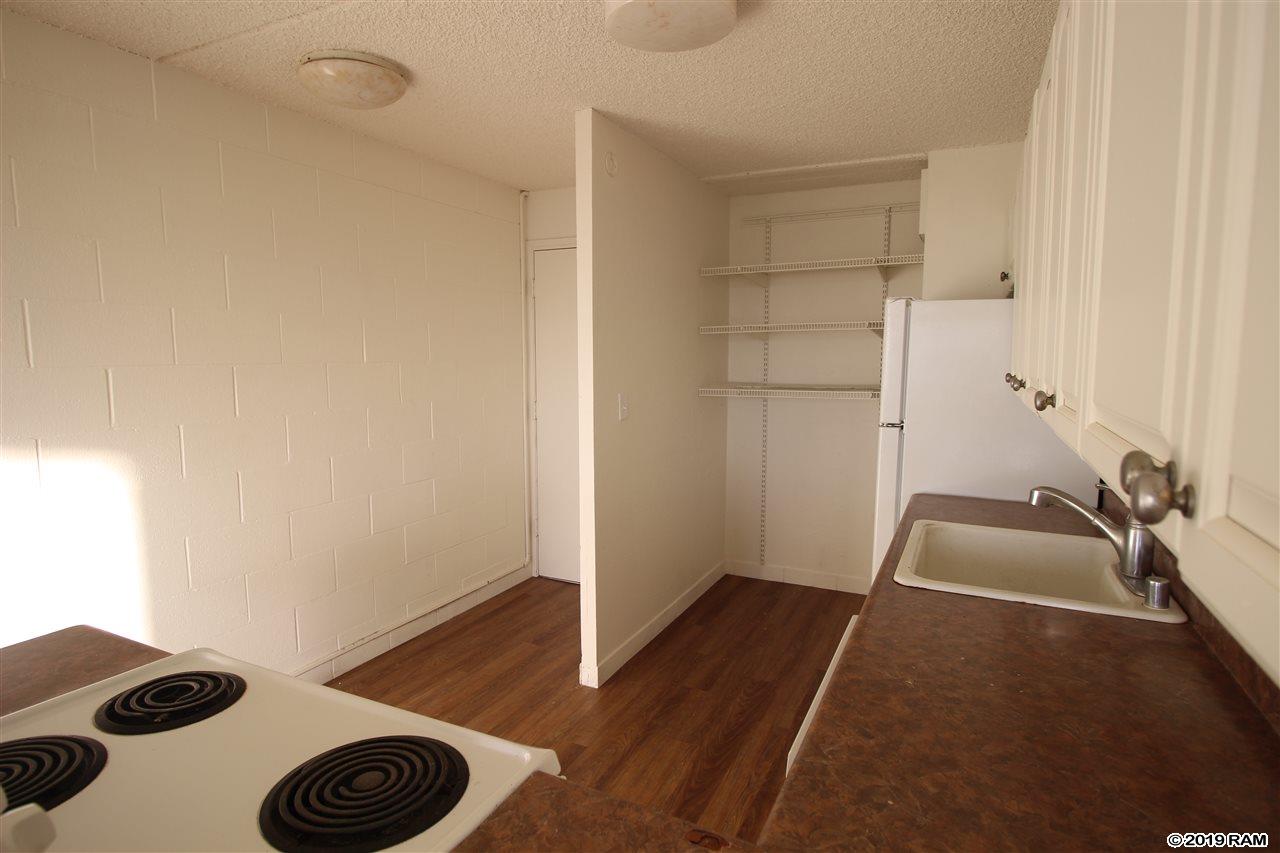 Harbor Lights condo # B304, Kahului, Hawaii - photo 13 of 21