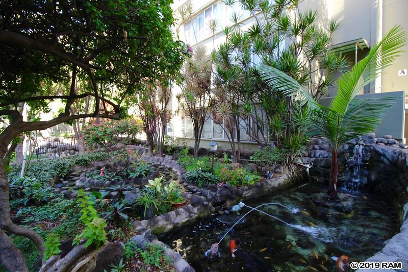 Harbor Lights condo # B304, Kahului, Hawaii - photo 17 of 21