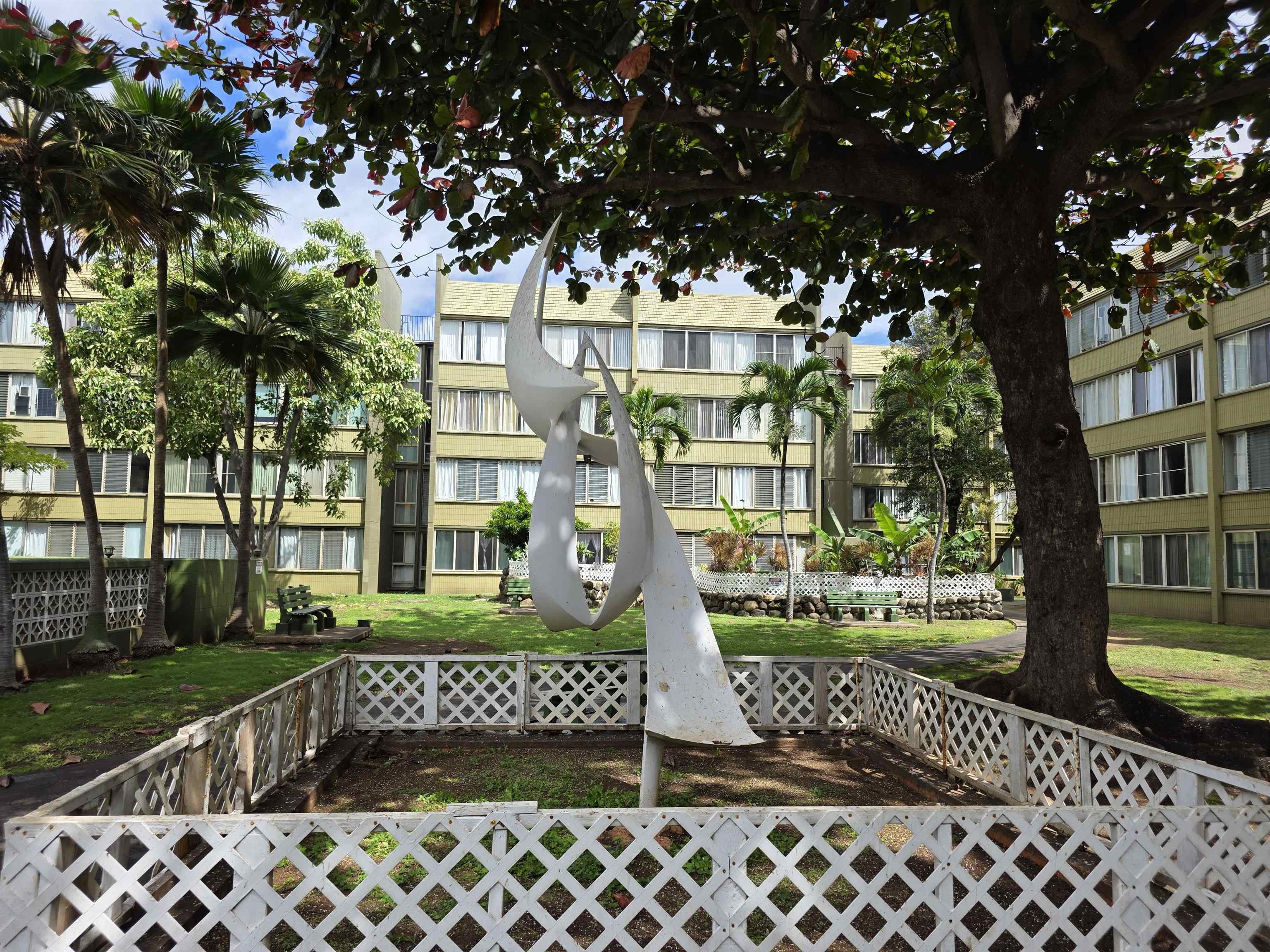 Harbor Lights condo # B306, Kahului, Hawaii - photo 28 of 29