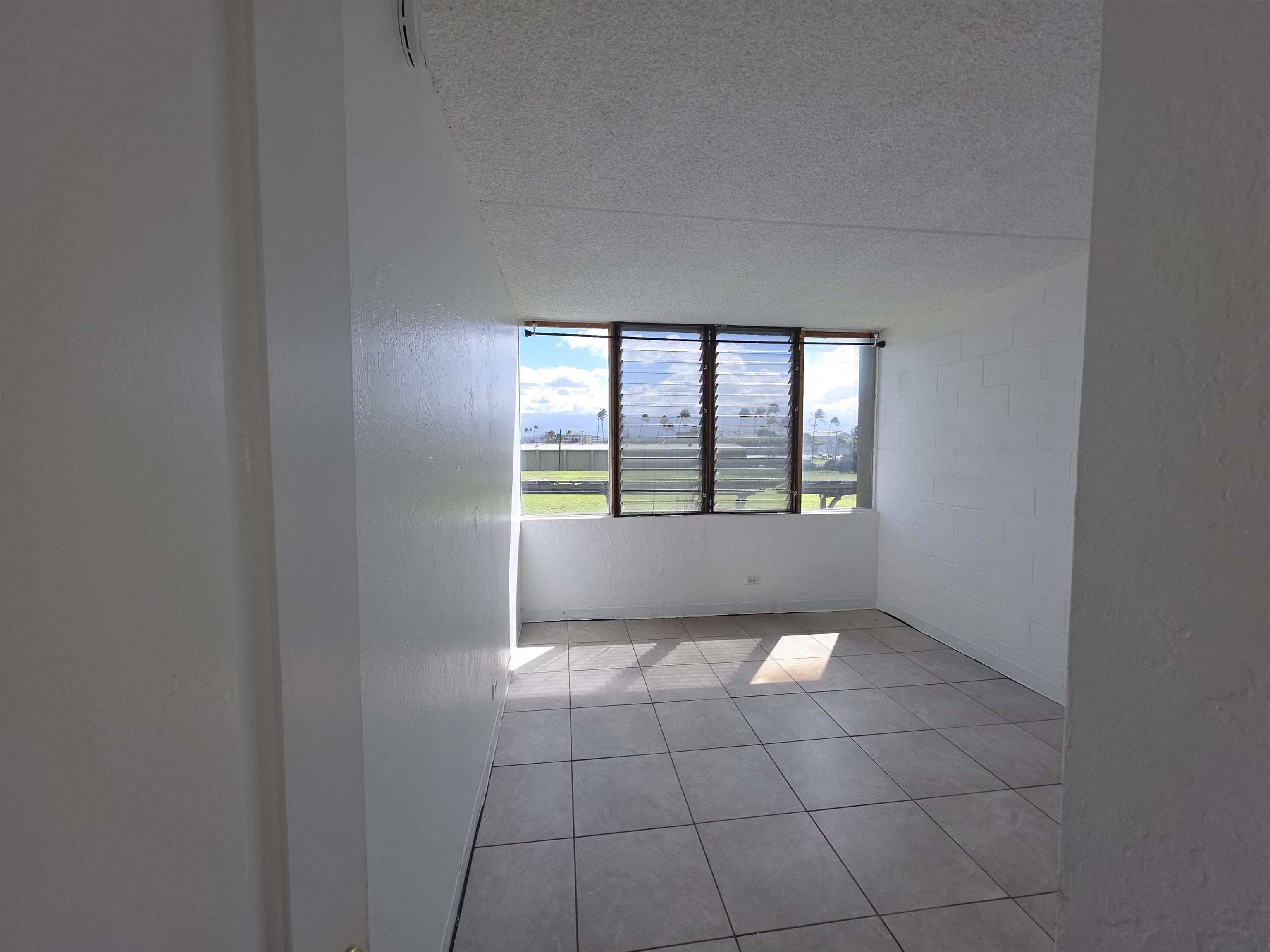 Harbor Lights condo # B306, Kahului, Hawaii - photo 9 of 29