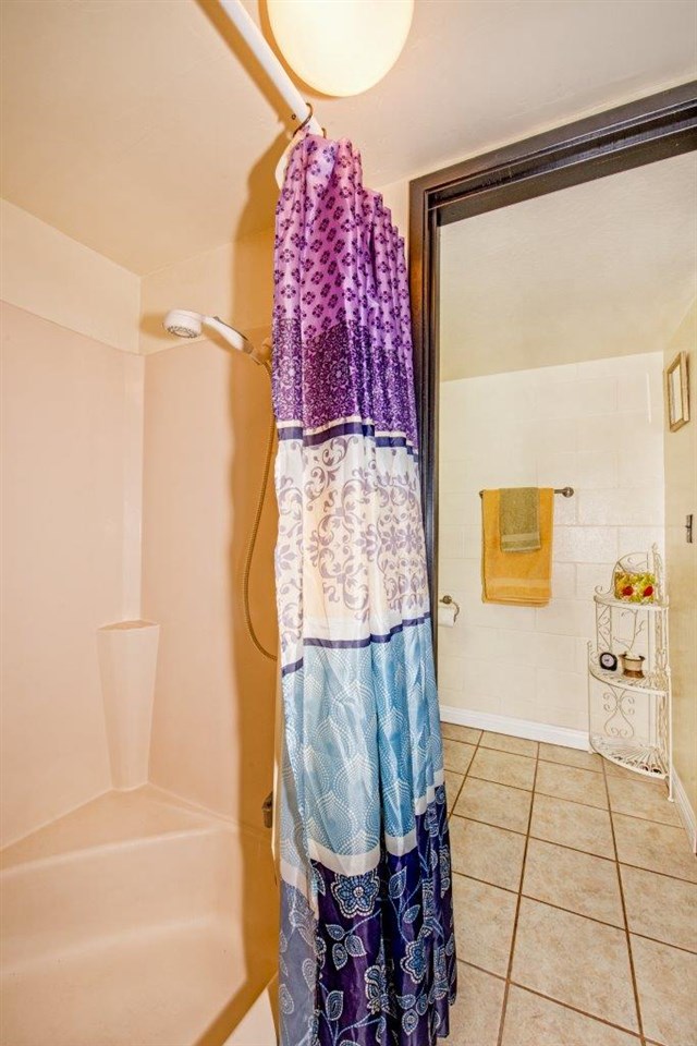 Harbor Lights condo # B316, Kahului, Hawaii - photo 10 of 16