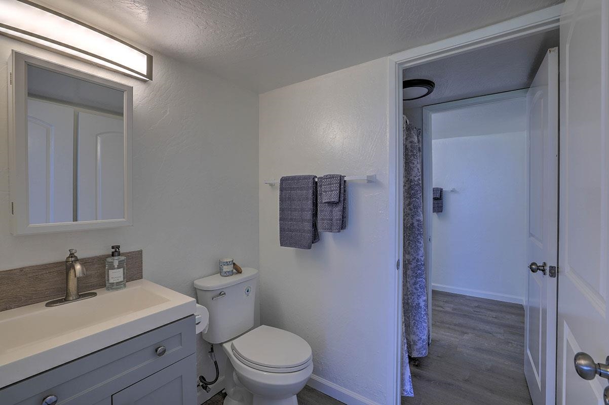 Harbor Lights condo # B404, Kahului, Hawaii - photo 15 of 16