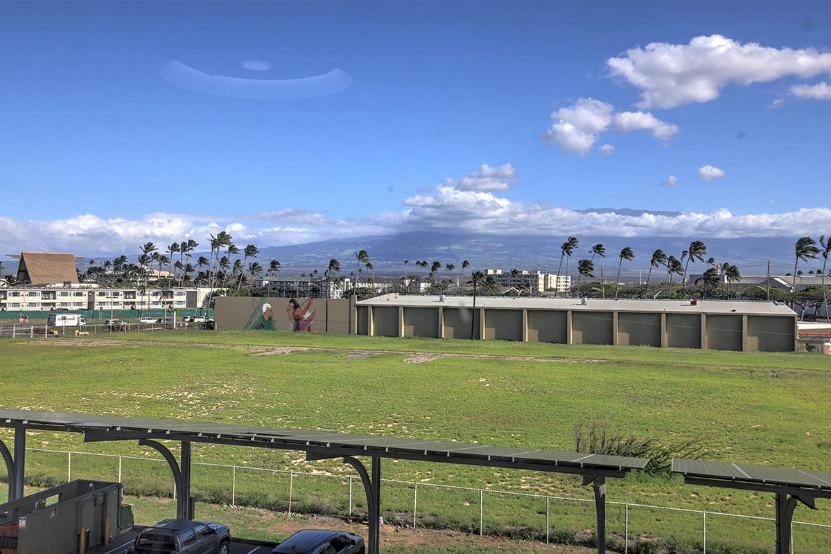 Harbor Lights condo # B404, Kahului, Hawaii - photo 10 of 16