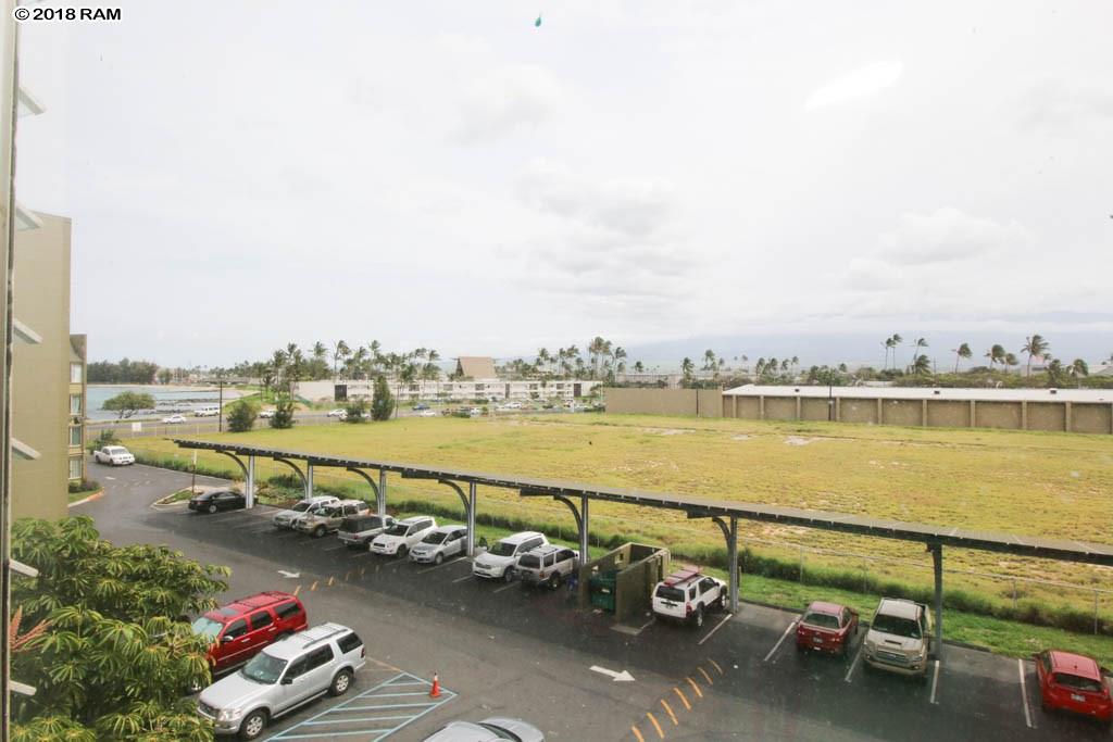 Harbor Lights condo # B406, Kahului, Hawaii - photo 2 of 28