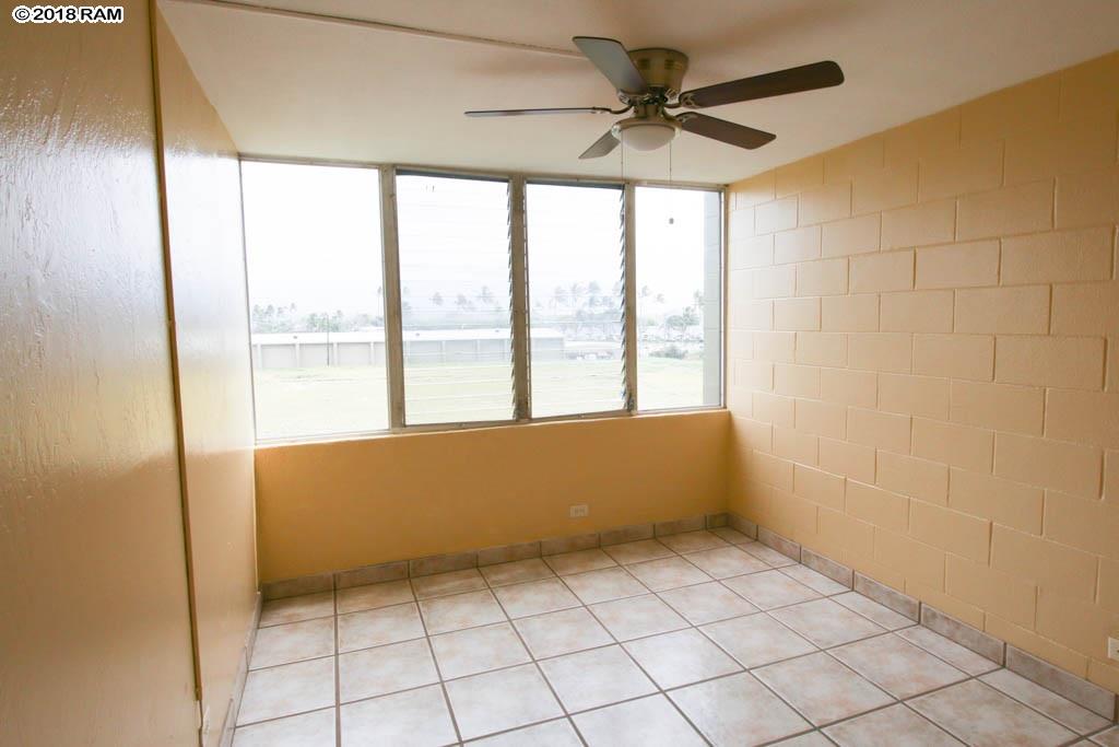 Harbor Lights condo # B406, Kahului, Hawaii - photo 13 of 28