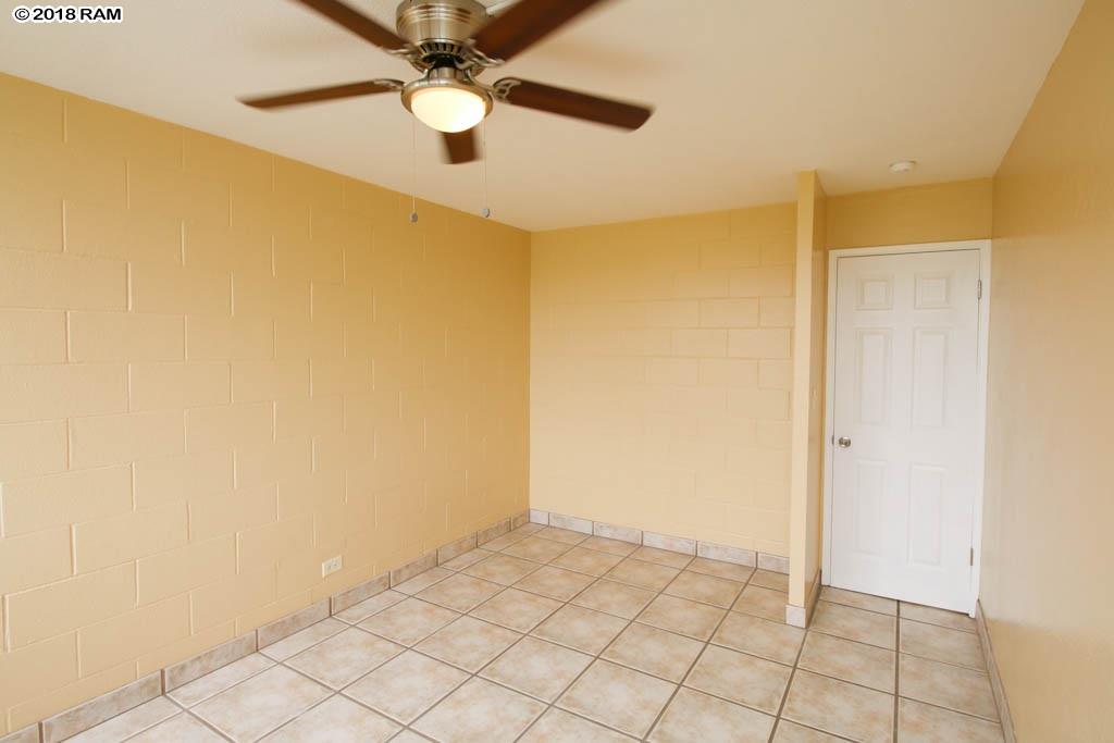 Harbor Lights condo # B406, Kahului, Hawaii - photo 14 of 28