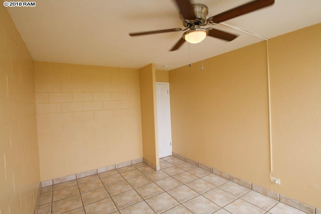 Harbor Lights condo # B406, Kahului, Hawaii - photo 15 of 28
