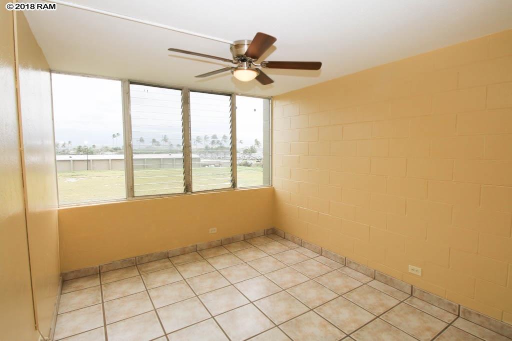 Harbor Lights condo # B406, Kahului, Hawaii - photo 16 of 28
