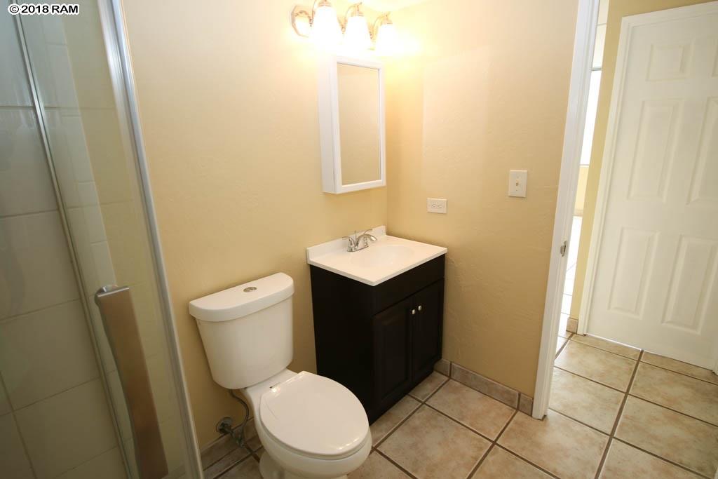 Harbor Lights condo # B406, Kahului, Hawaii - photo 20 of 28