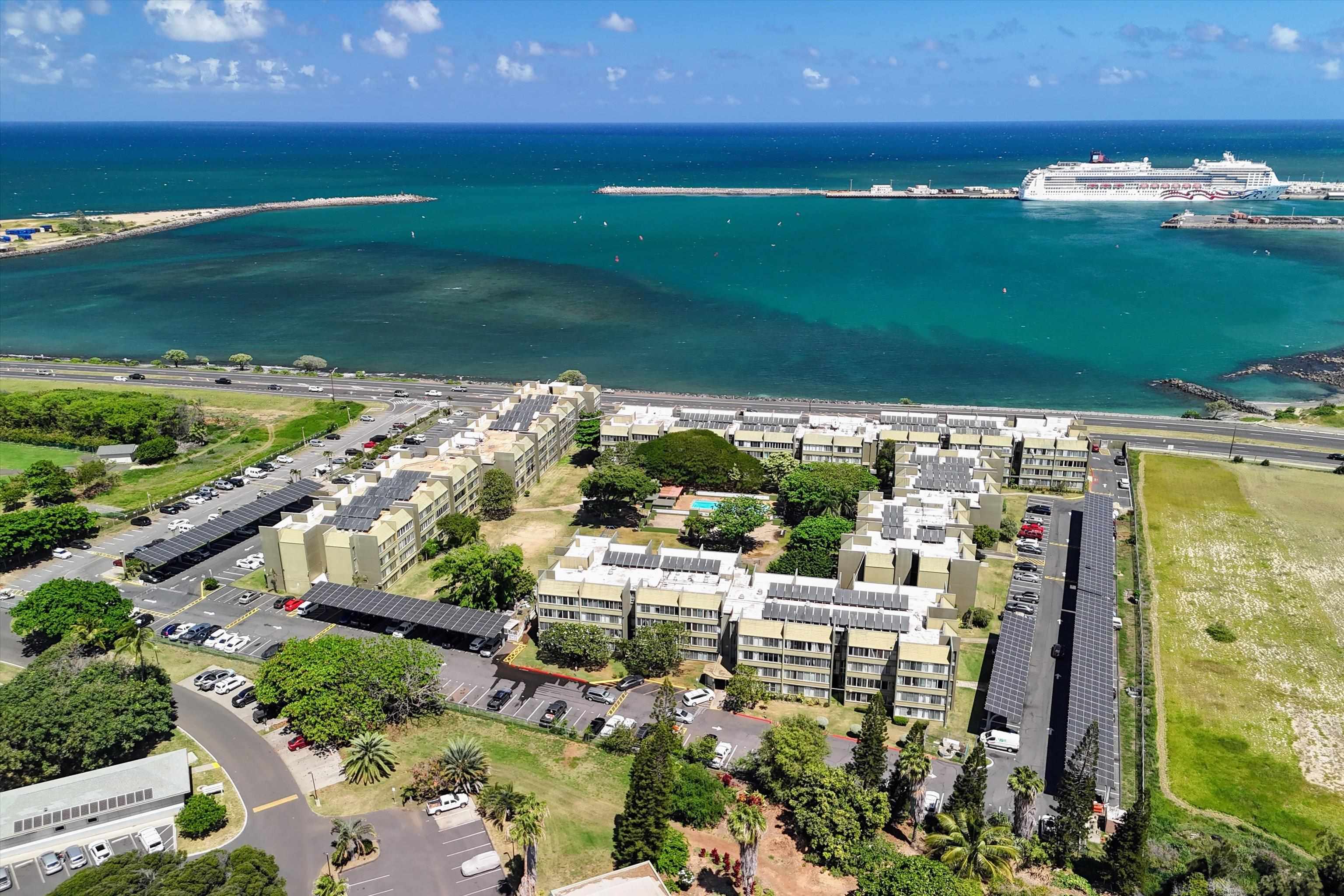 Harbor Lights condo # B415, Kahului, Hawaii - photo 27 of 36