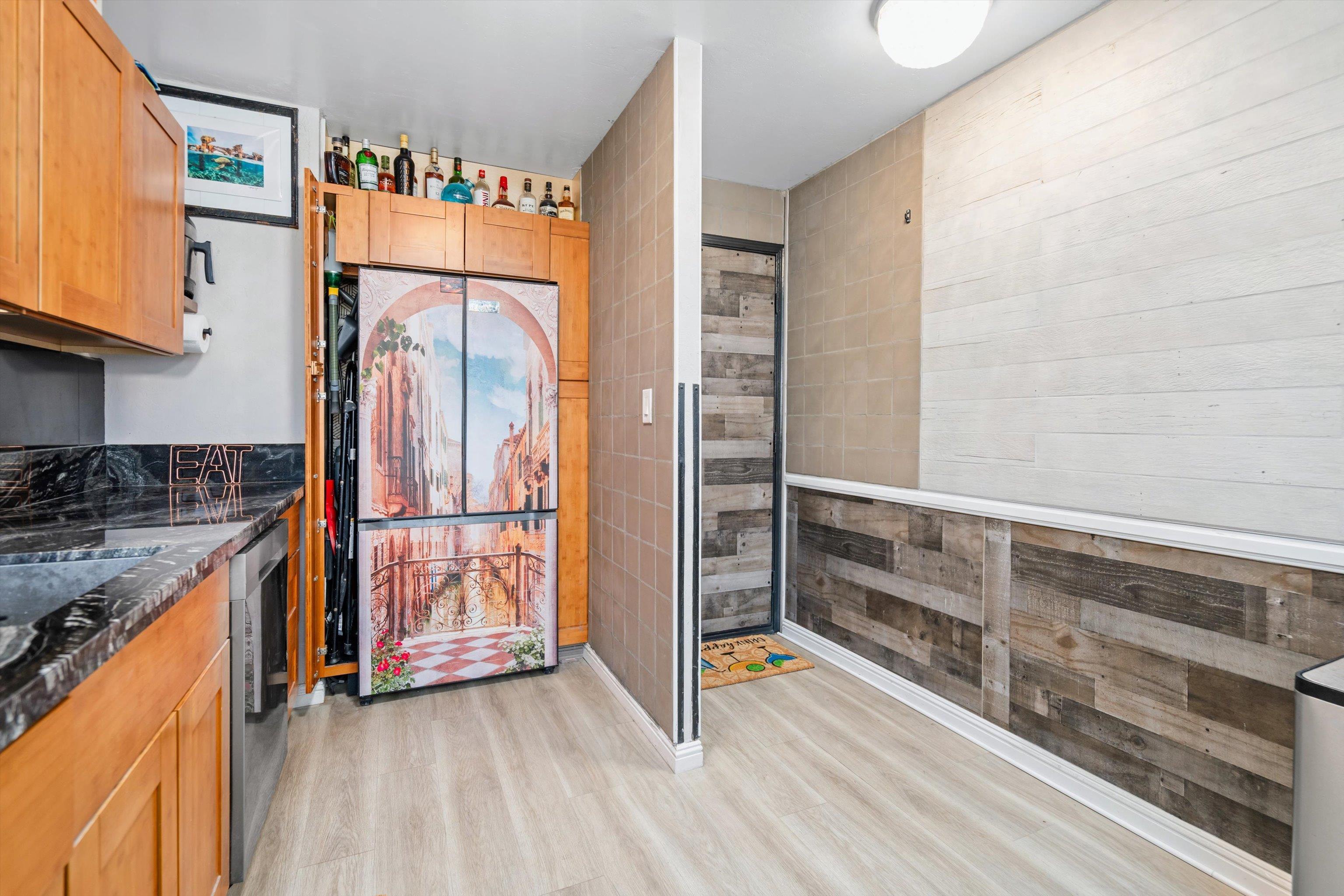 Harbor Lights condo # B415, Kahului, Hawaii - photo 6 of 36