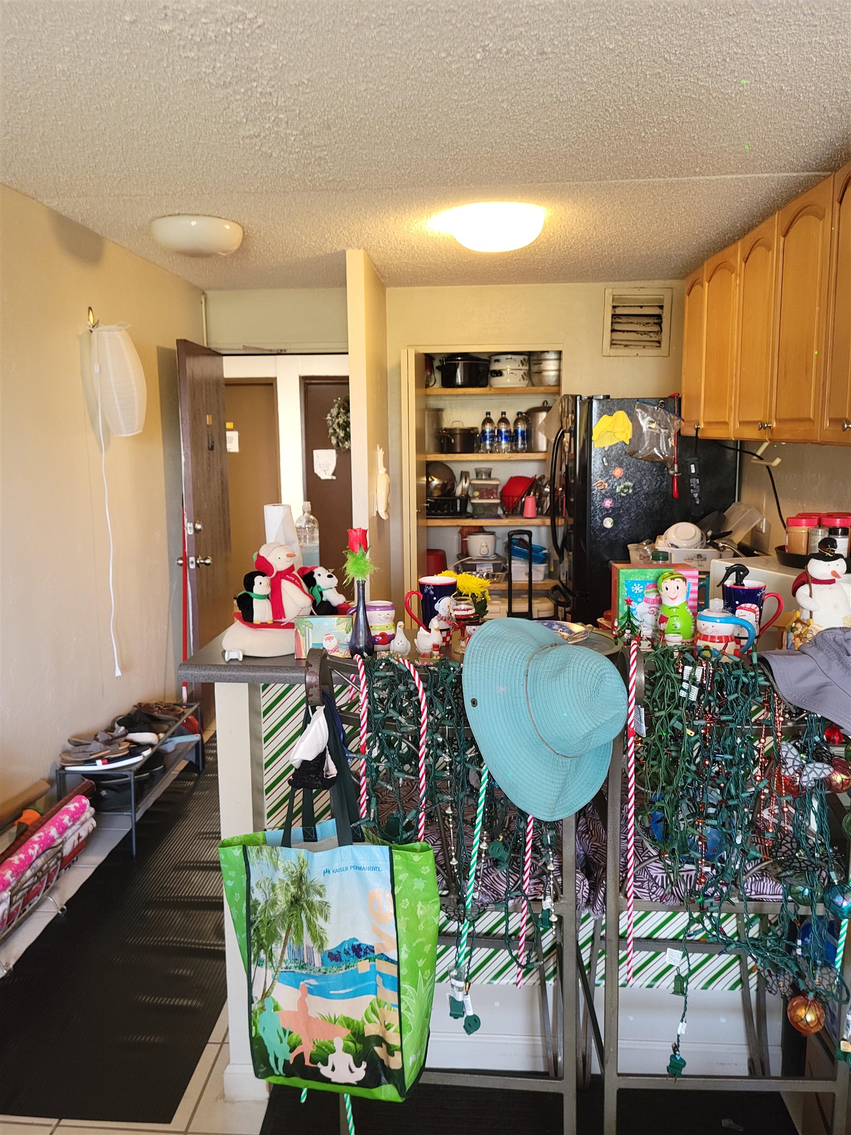 Harbor Lights condo # C309, Kahului, Hawaii - photo 5 of 25