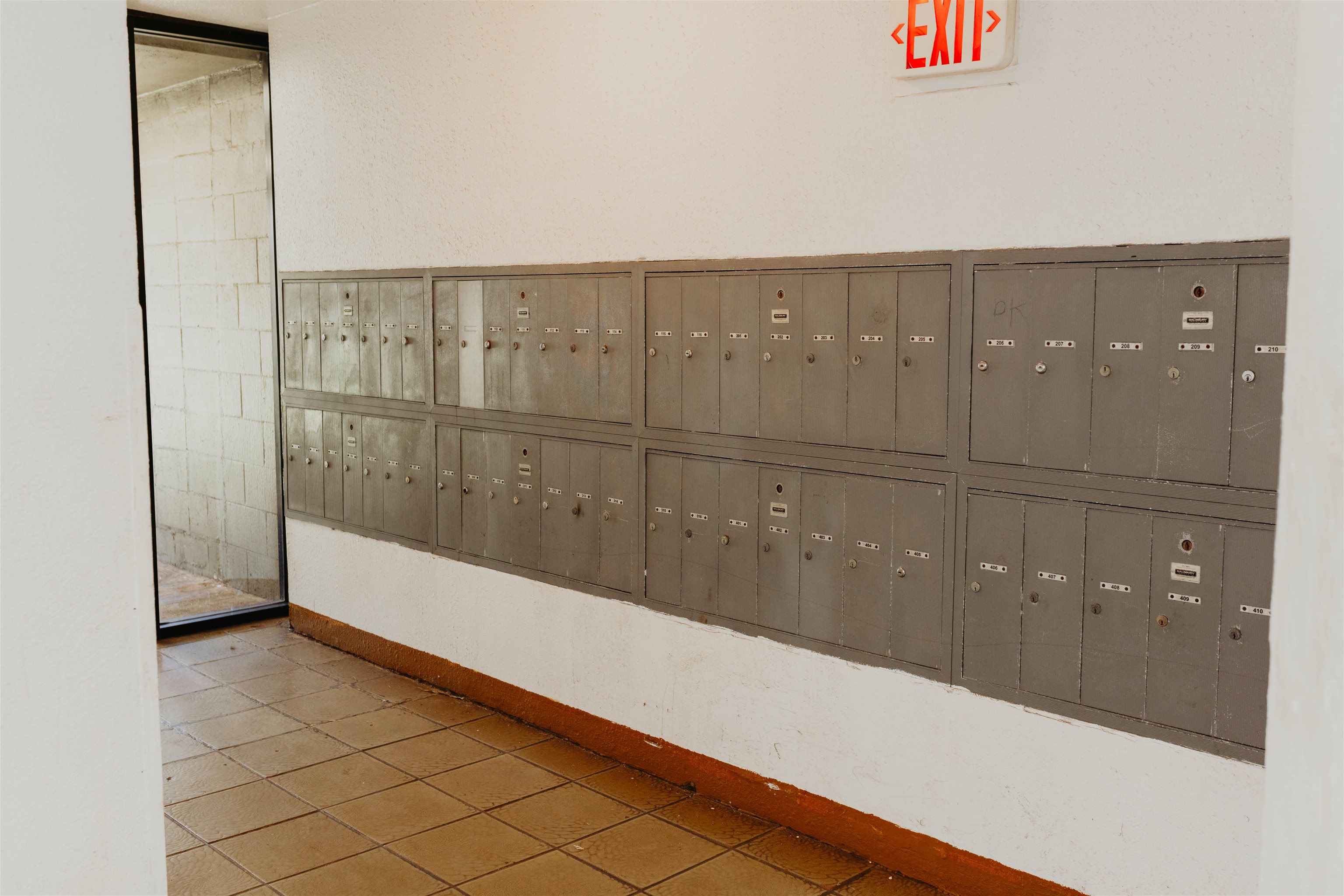 Harbor Lights condo # C404, Kahului, Hawaii - photo 14 of 23