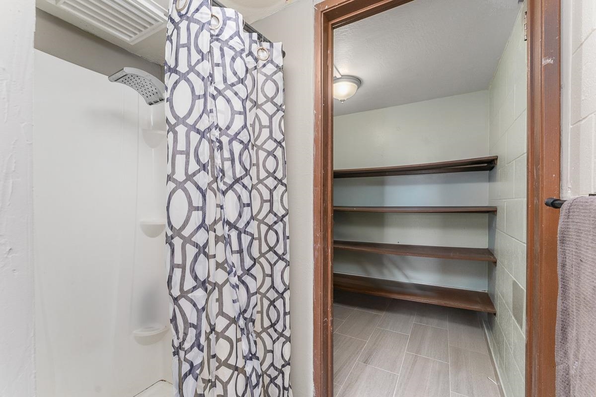 Harbor Lights condo # C-409, Kahului, Hawaii - photo 17 of 24