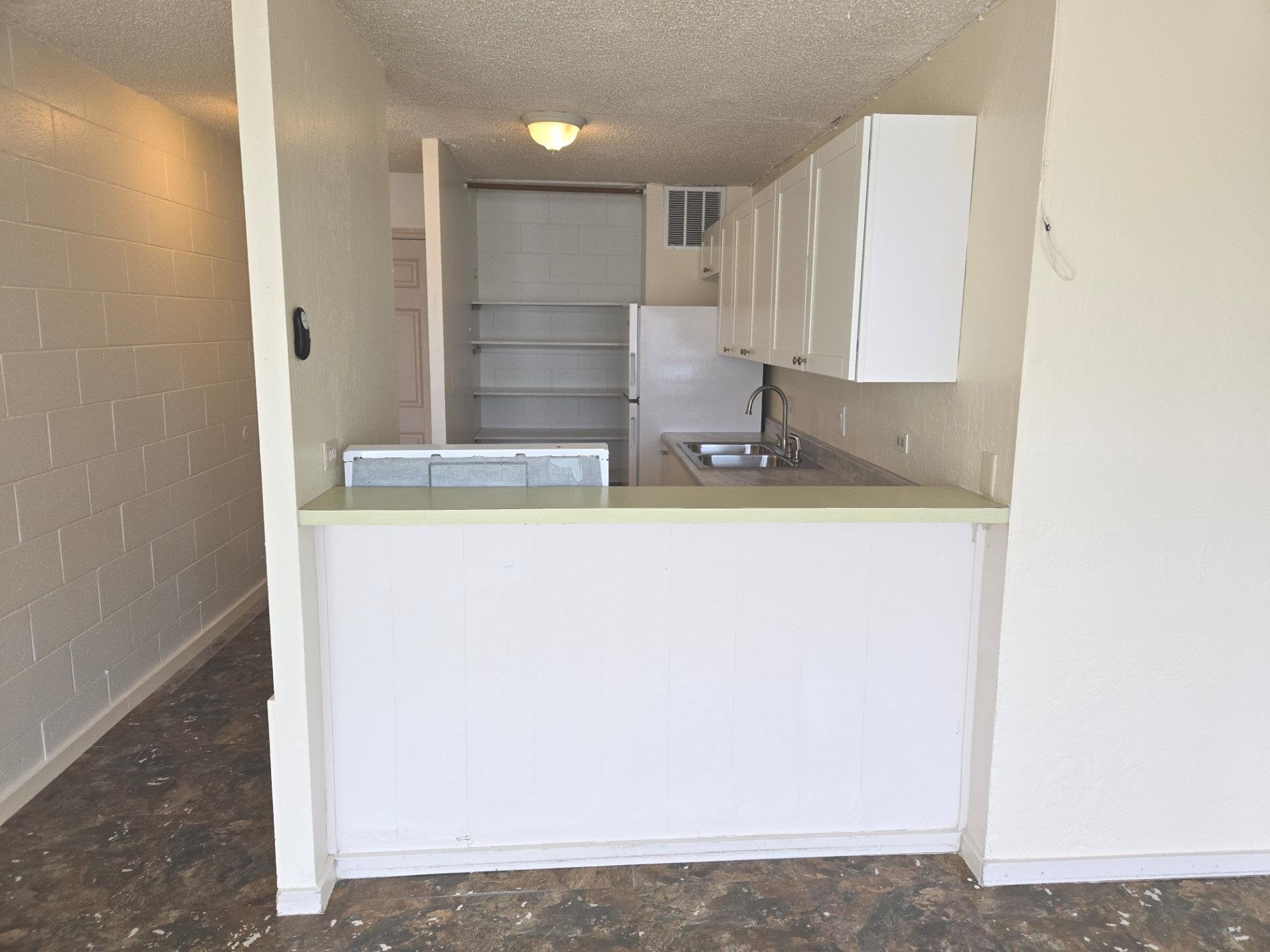 Harbor Lights condo # D-102, Kahului, Hawaii - photo 8 of 16