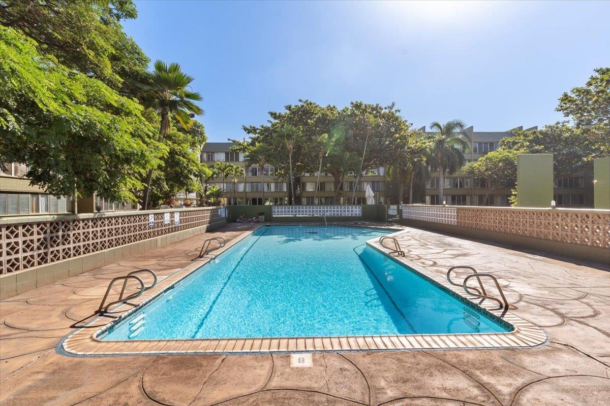 Harbor Lights condo # D117, Kahului, Hawaii - photo 4 of 8
