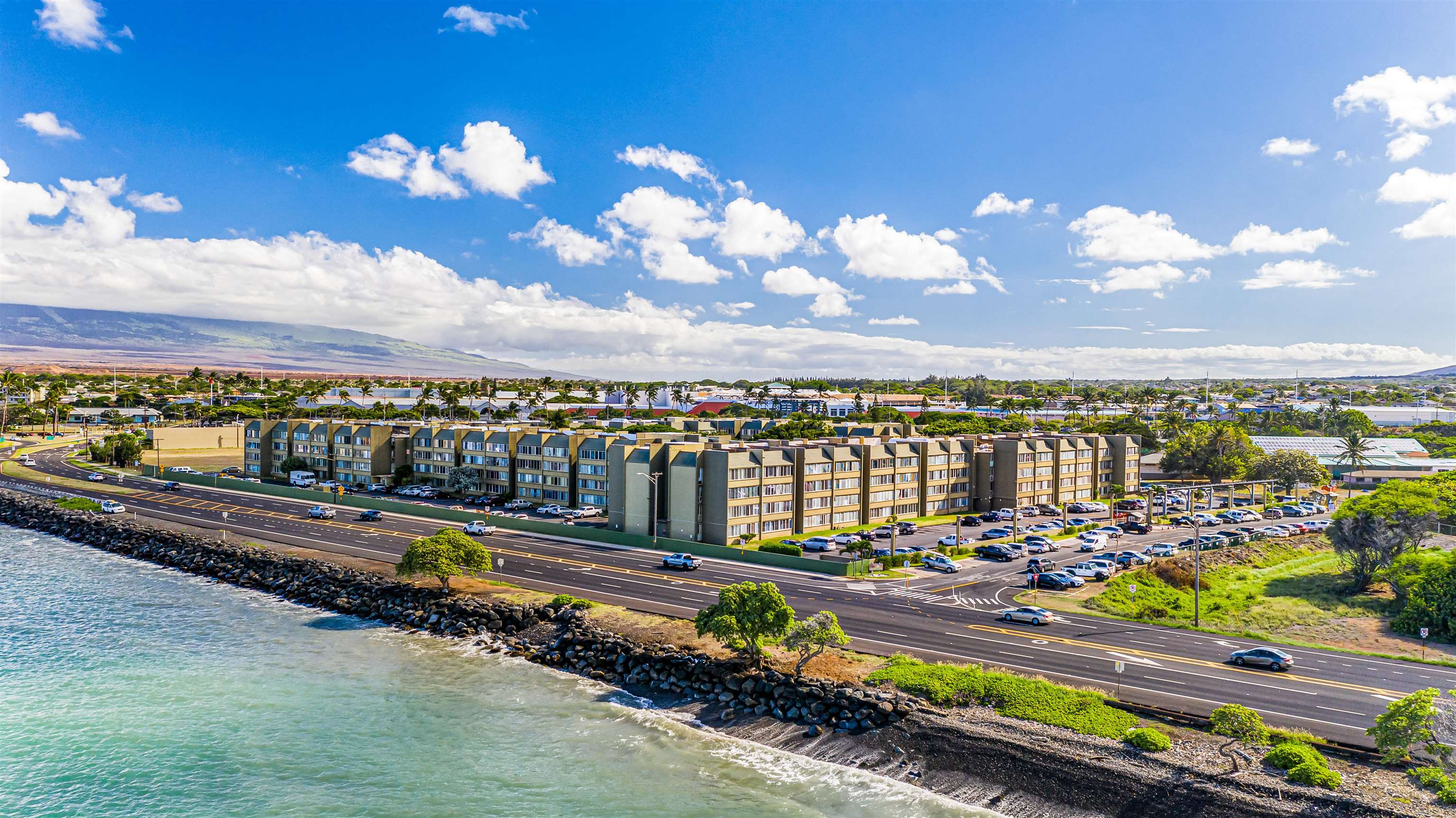 Harbor Lights condo # D123, Kahului, Hawaii - photo 10 of 12