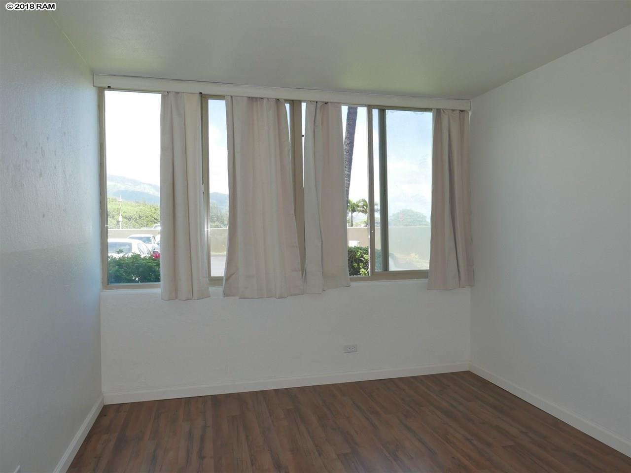 Harbor Lights condo # D128, Kahului, Hawaii - photo 11 of 28