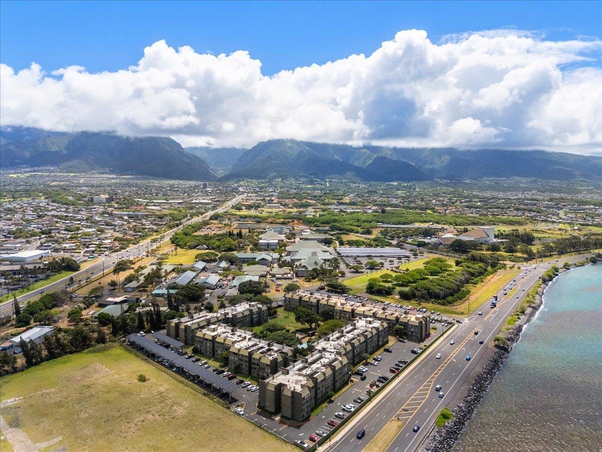 Harbor Lights condo # D221, Kahului, Hawaii - photo 31 of 34