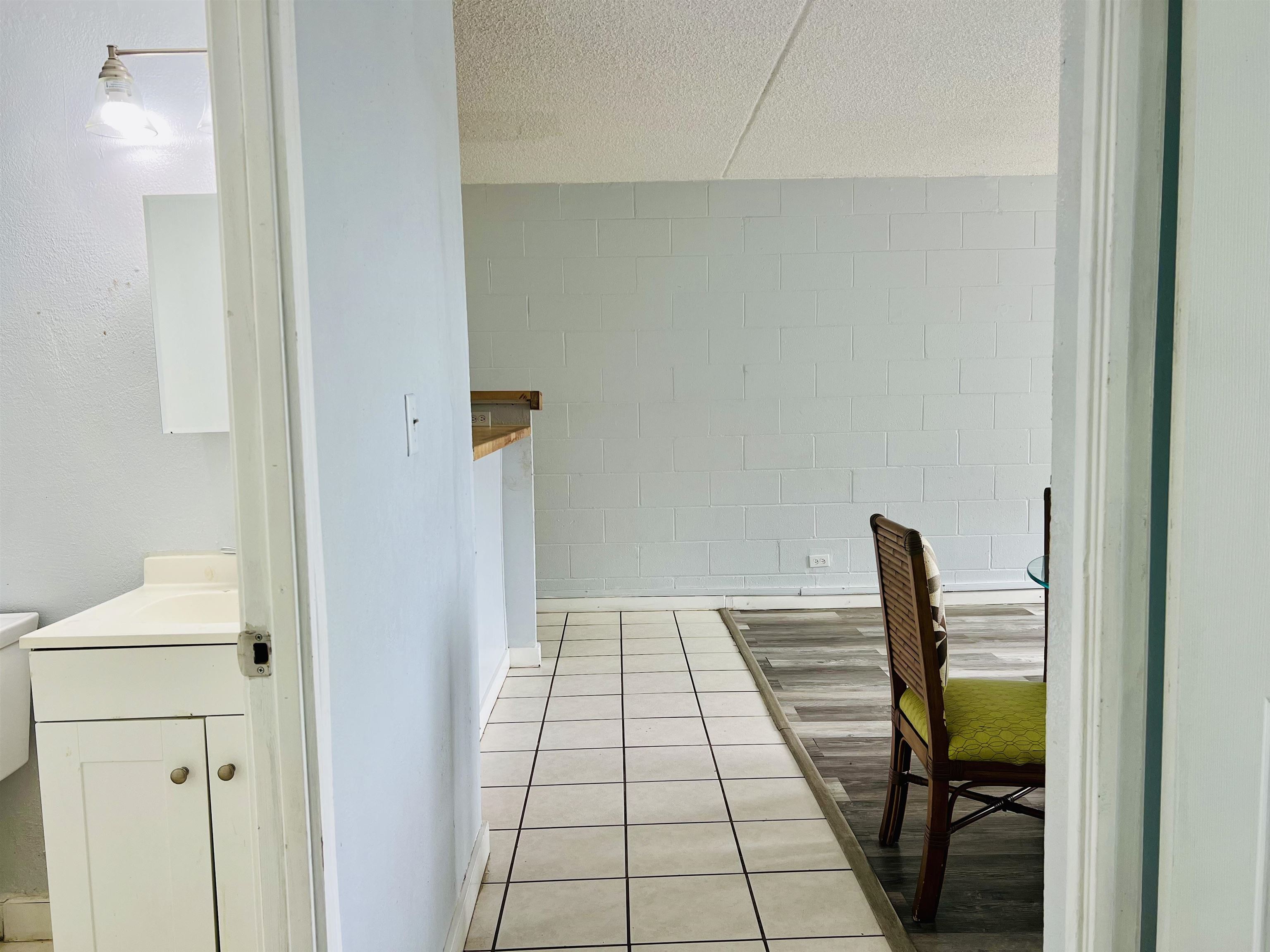 Harbor Lights condo # D225, Kahului, Hawaii - photo 11 of 31