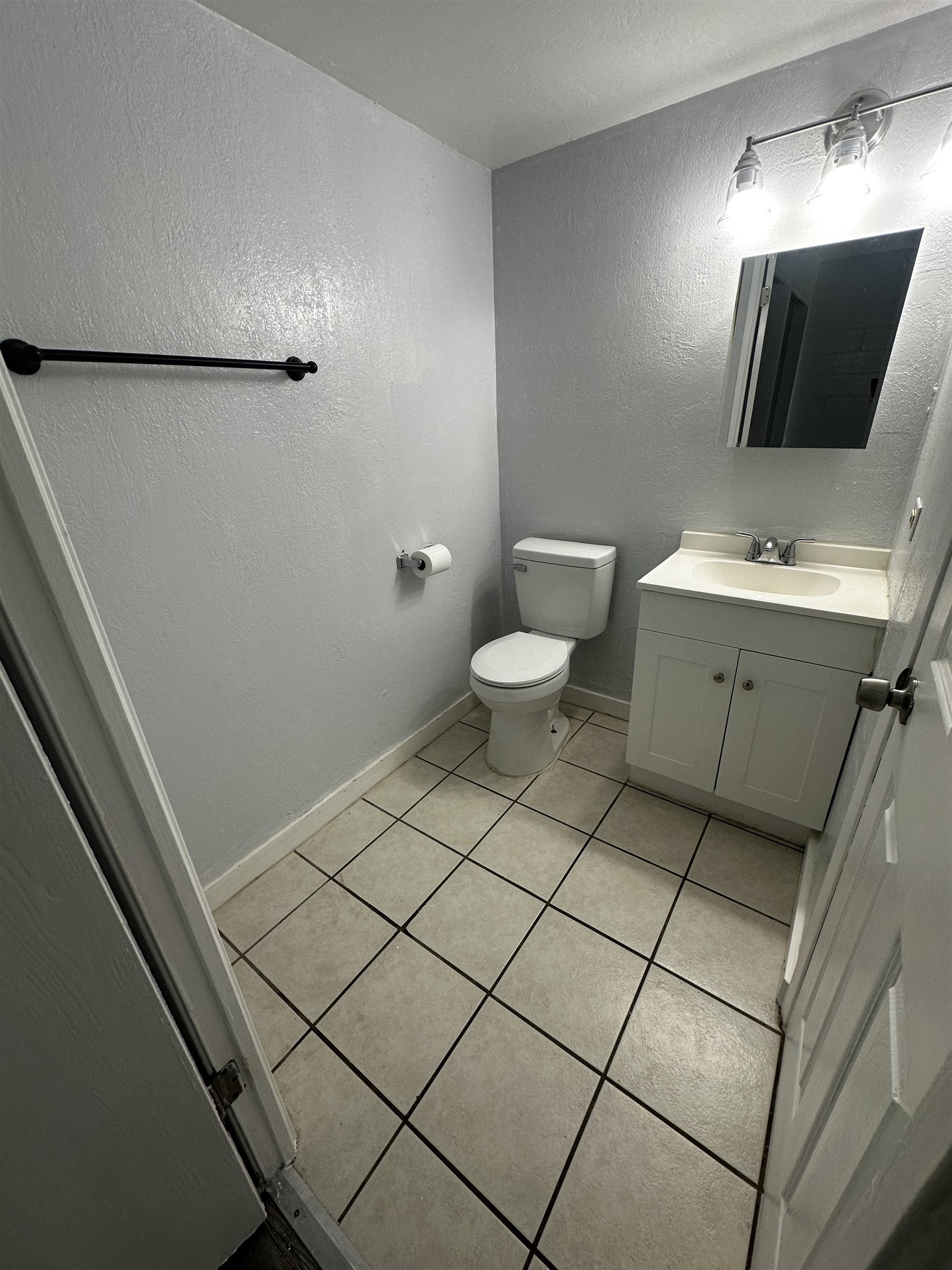 Harbor Lights condo # D225, Kahului, Hawaii - photo 14 of 18