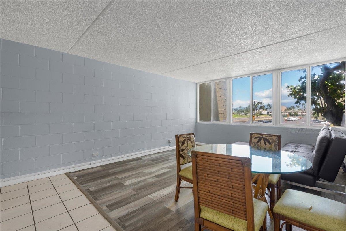 Harbor Lights condo # D225, Kahului, Hawaii - photo 2 of 29