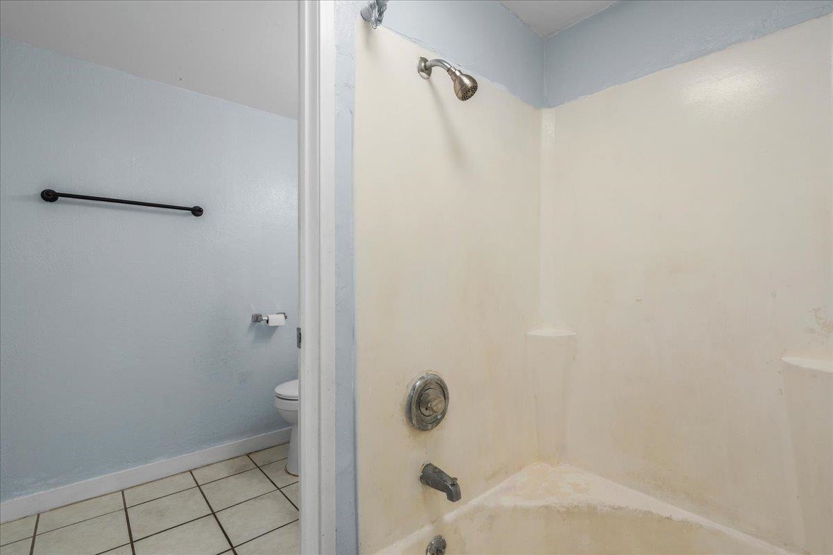 Harbor Lights condo # D225, Kahului, Hawaii - photo 19 of 29