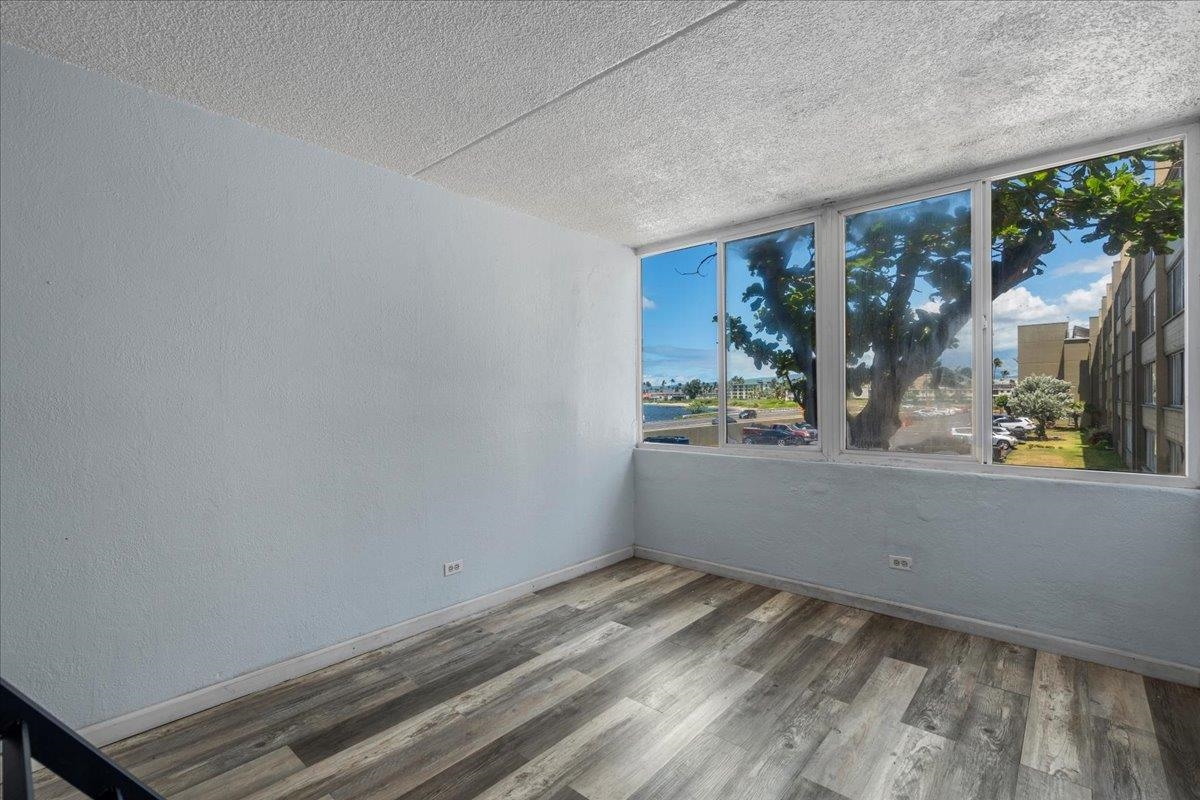 Harbor Lights condo # D225, Kahului, Hawaii - photo 21 of 29