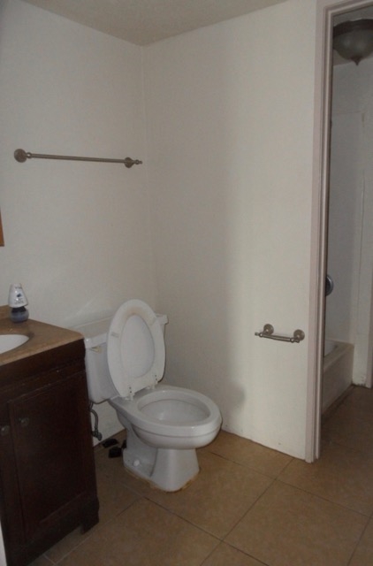 Harbor Lights condo # D226, Kahului, Hawaii - photo 12 of 16