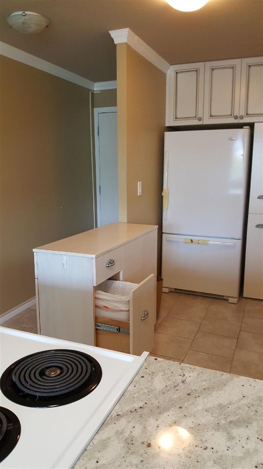 Harbor Lights condo # D302, Kahului, Hawaii - photo 8 of 23