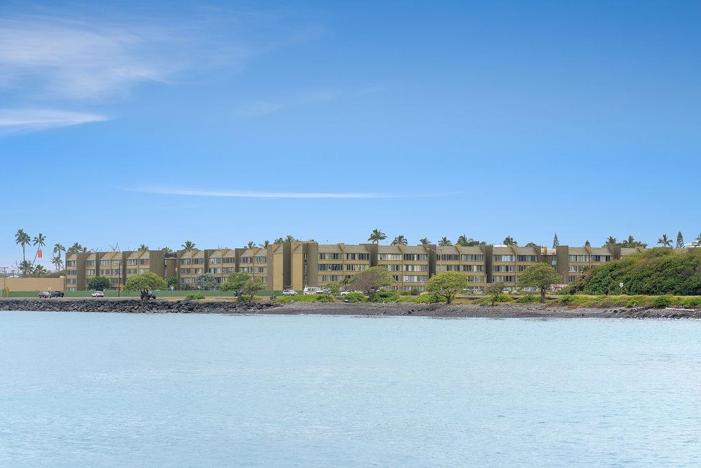 Harbor Lights condo # D306, Kahului, Hawaii - photo 24 of 48