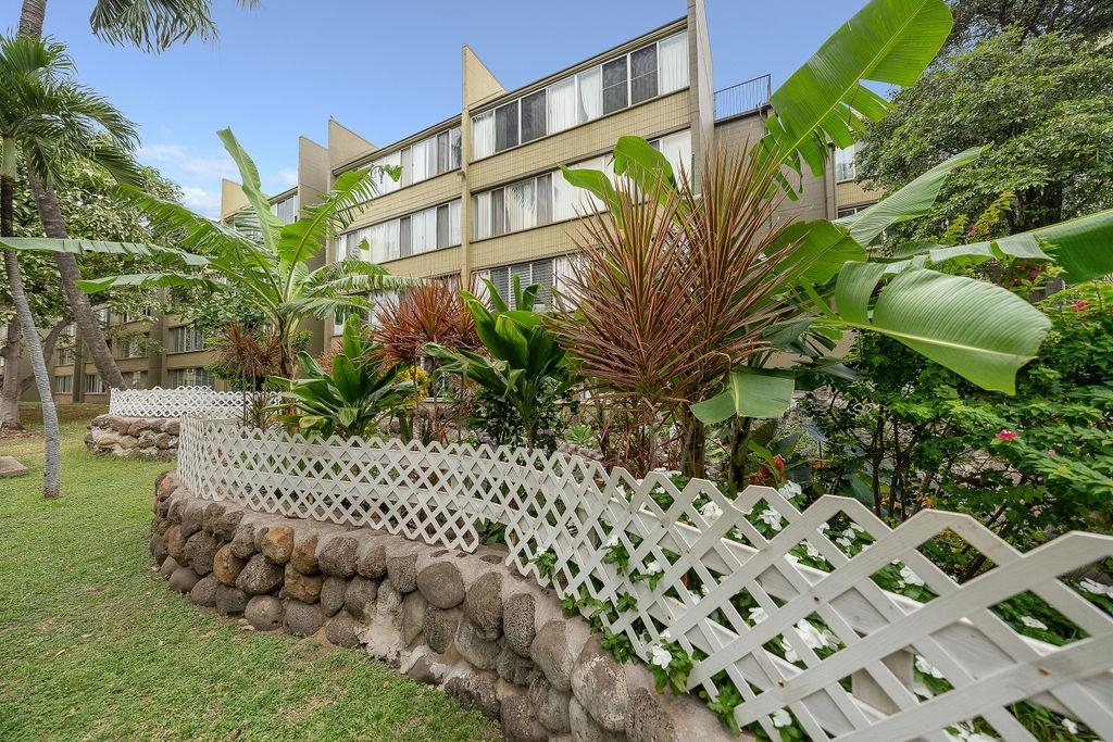 Harbor Lights condo # D306, Kahului, Hawaii - photo 25 of 48