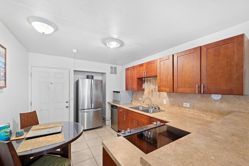 Harbor Lights condo # D306, Kahului, Hawaii - photo 7 of 48