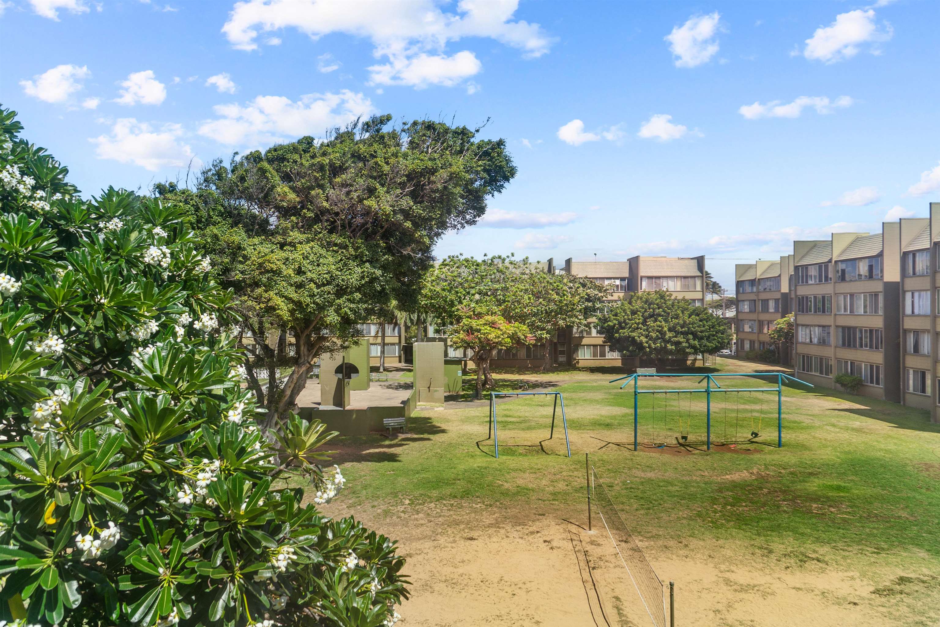 Harbor Lights condo # D309, Kahului, Hawaii - photo 18 of 26