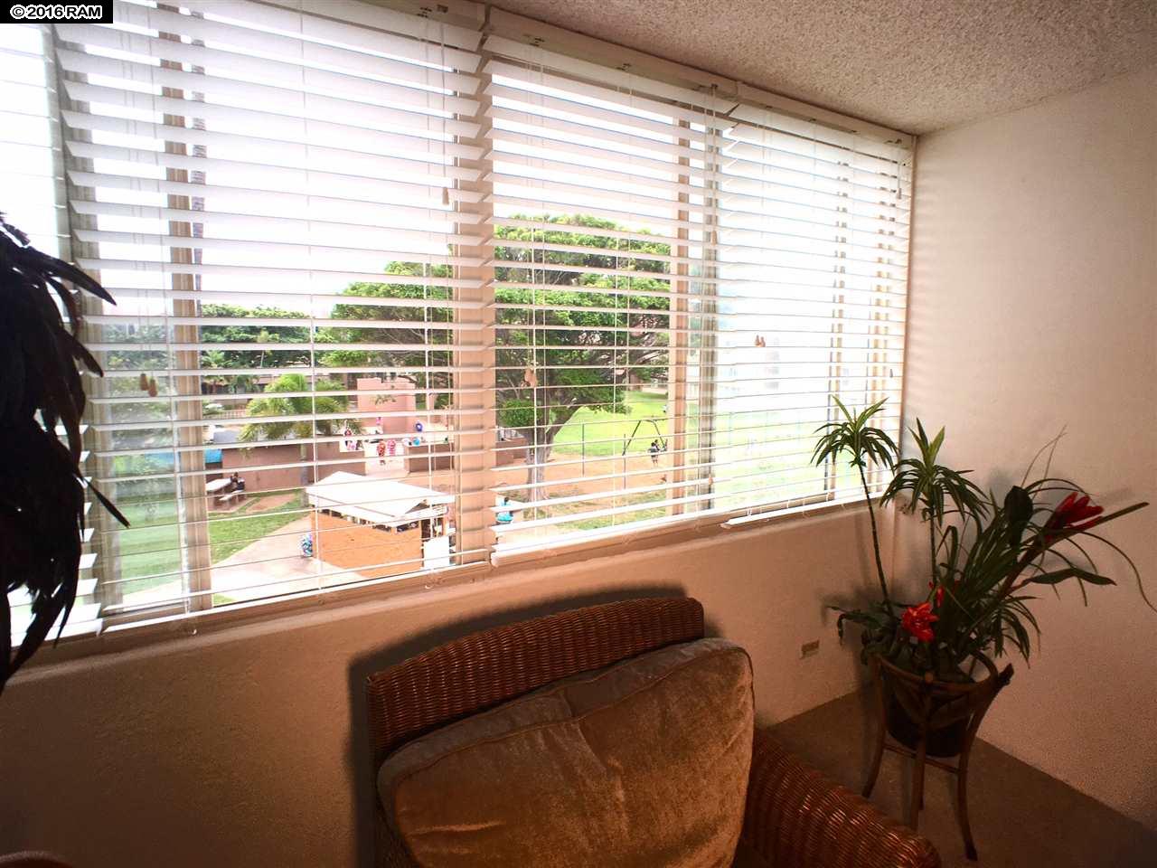 Harbor Lights condo # D313, Kahului, Hawaii - photo 5 of 11